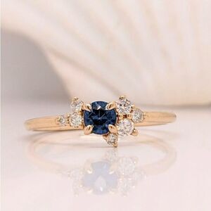 NWT Amazing .27ct round cut sapphire and diamond in 14k yellow gold ring!